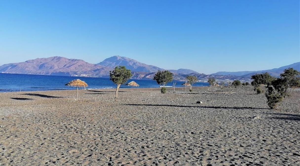 Afrathias Beachhouse - Cretan Hideaway Kalamaki  Exterior photo