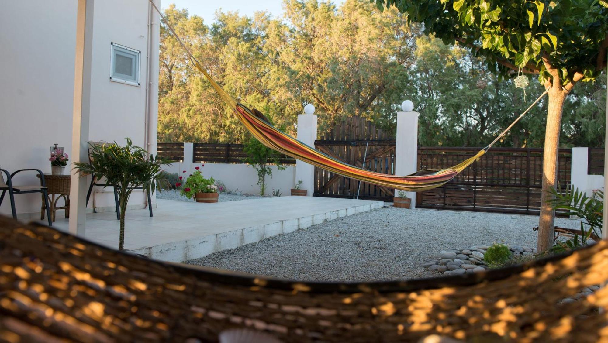 Afrathias Beachhouse - Cretan Hideaway Kalamaki  Exterior photo