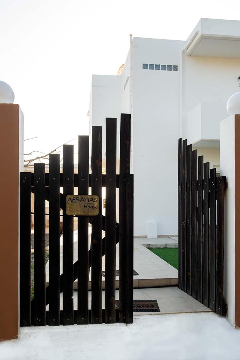 Afrathias Beachhouse - Cretan Hideaway Kalamaki  Exterior photo